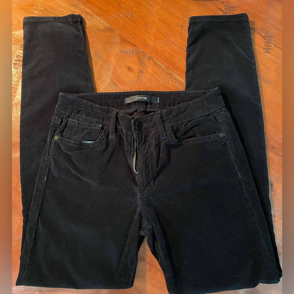 Joe’s “The Skinny” Narrow Soft Black Cords size 26